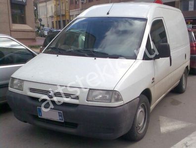 Автостекла Fiat Scudo I c установкой в Москве